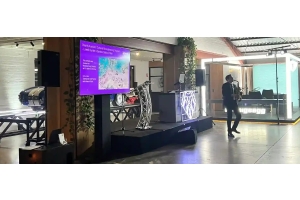 What Happens on Event Day? A Look Behind the Scenes of AV Setup